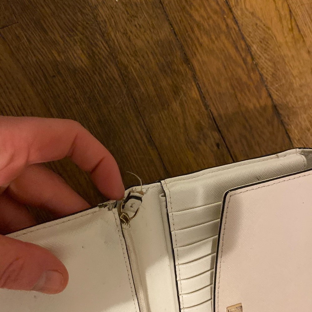 Kate Spade Wallet - Picture 5 of 8